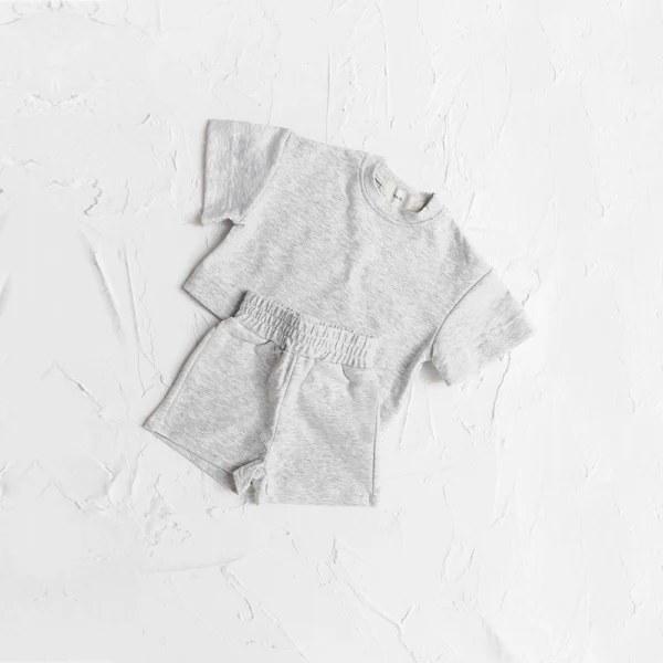 2023 European New Fashion Men's and Women's Baby Set Solid Summer Short Sleeve Shorts Two Piece Sports Set Newborn Baby Clothing - Image 4